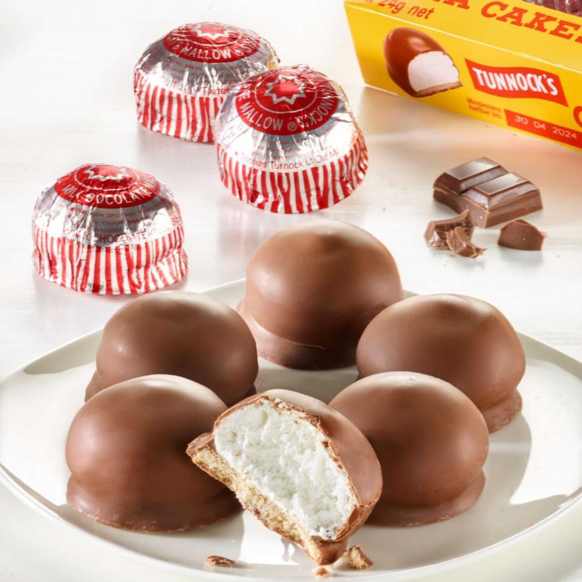 Tunnock's Milk Chocolate Tea Cakes – 12 Pack (6 x 24g, 2 Packs)