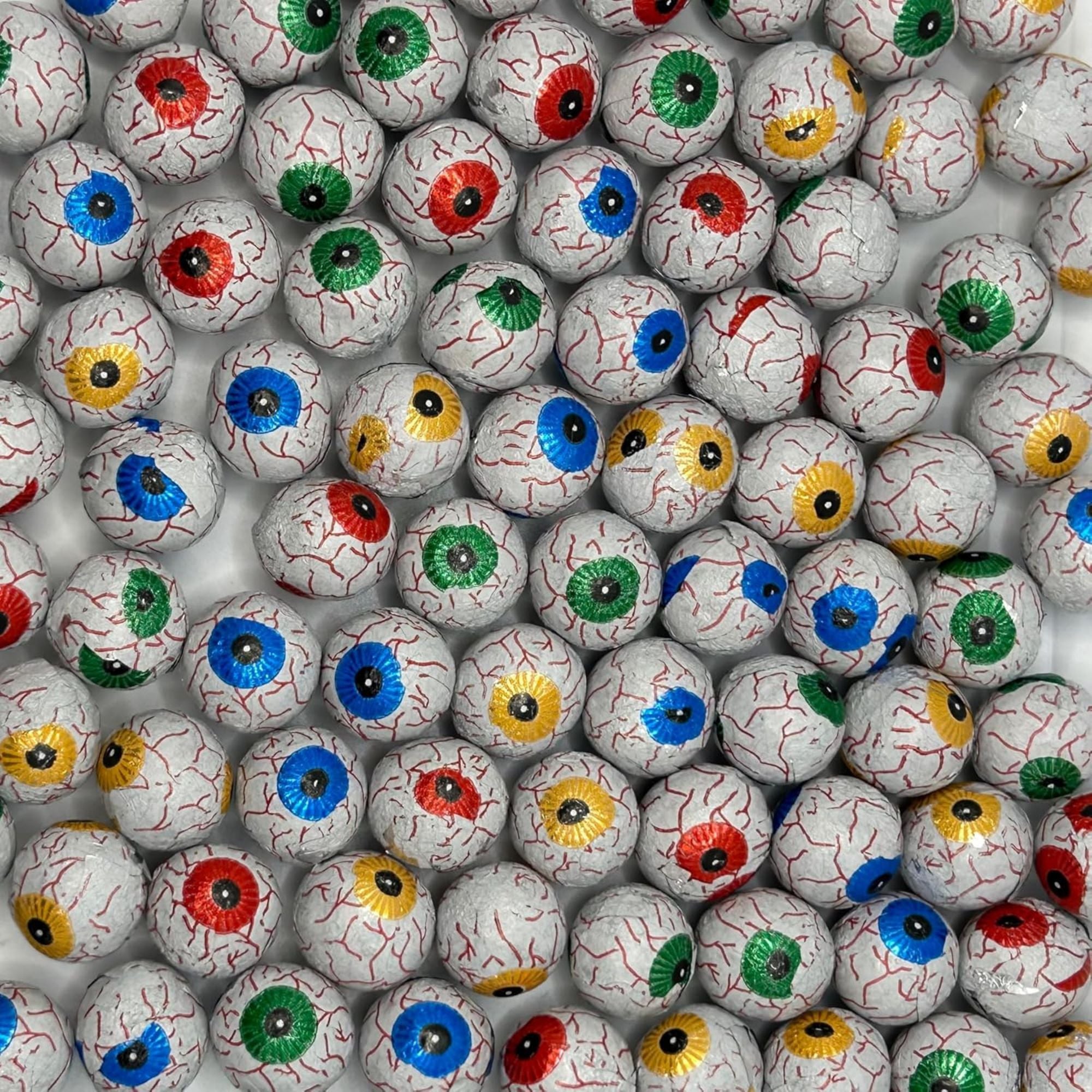 Halloween Chocolate Eyeballs – 500g Milk Chocolate Foil Balls